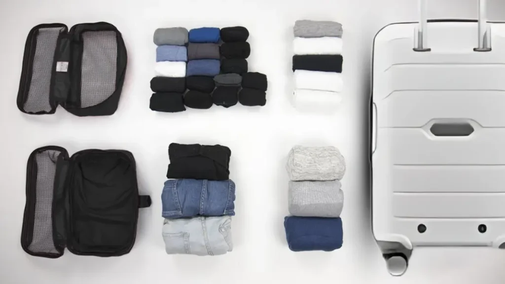 how to pack carry on suitcase